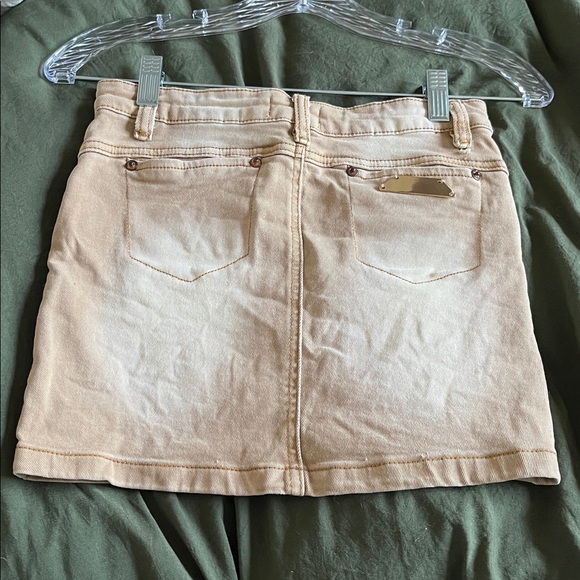 Tiger Mist Light Tan Mini Skirt - Picture 3 of 4